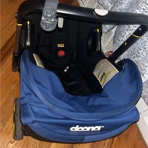 Doona stroller good condition, minor scratches. Serious inquiries only.